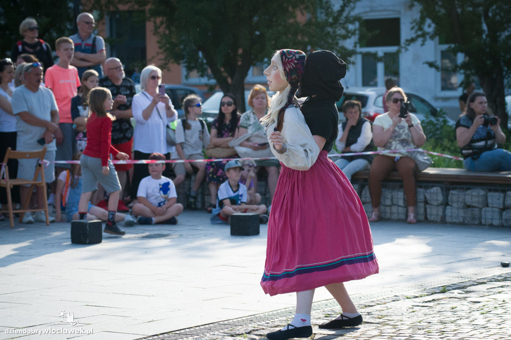 Teatry uliczne na Starym Rynku