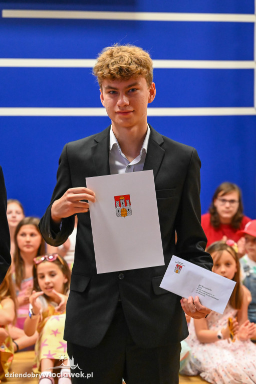 Wręczenie stypendiów Prezydenta najlepszym uczniom