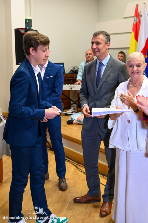 Wręczenie stypendiów Prezydenta najlepszym uczniom