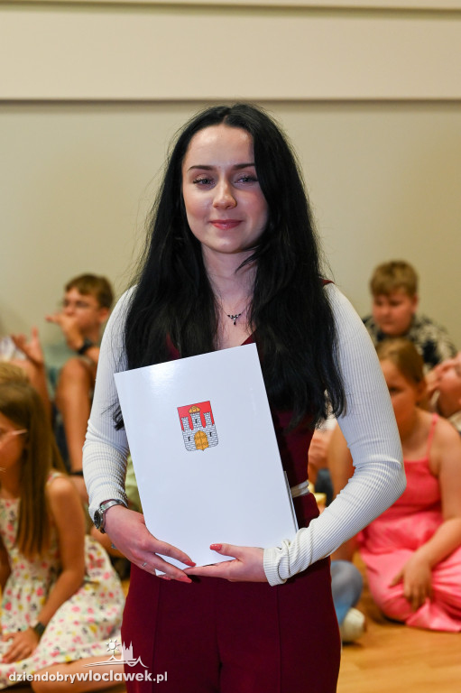 Wręczenie stypendiów Prezydenta najlepszym uczniom