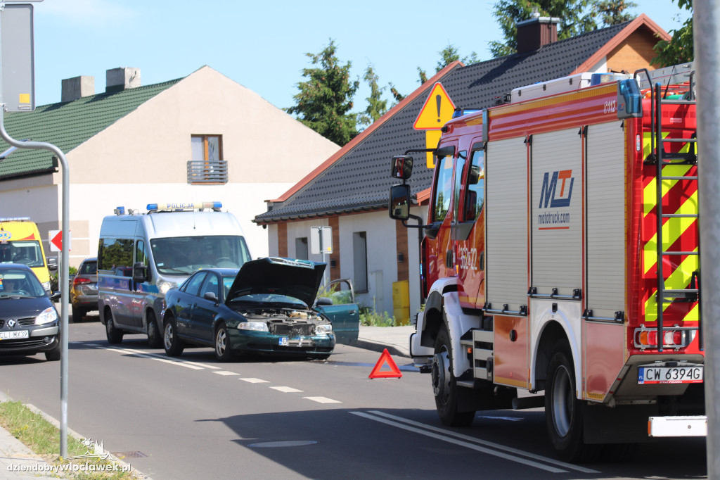 Zderzenie trzech samochodów osobowych