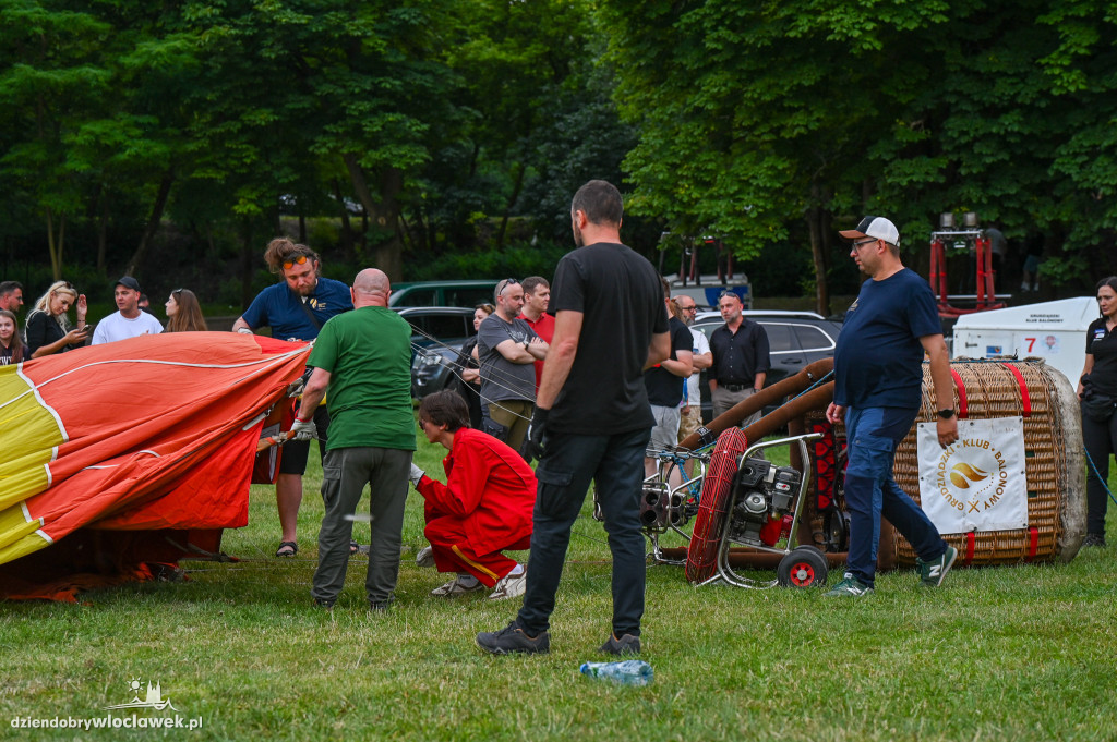 Pokaz balonów w Parku na Słodowie