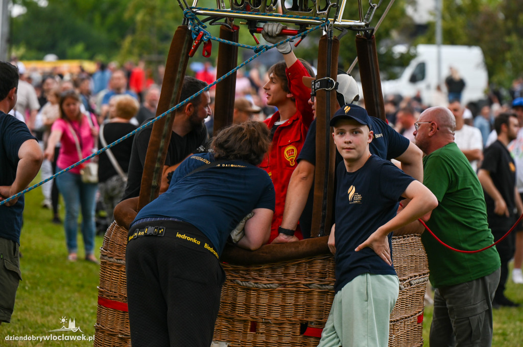 Pokaz balonów w Parku na Słodowie
