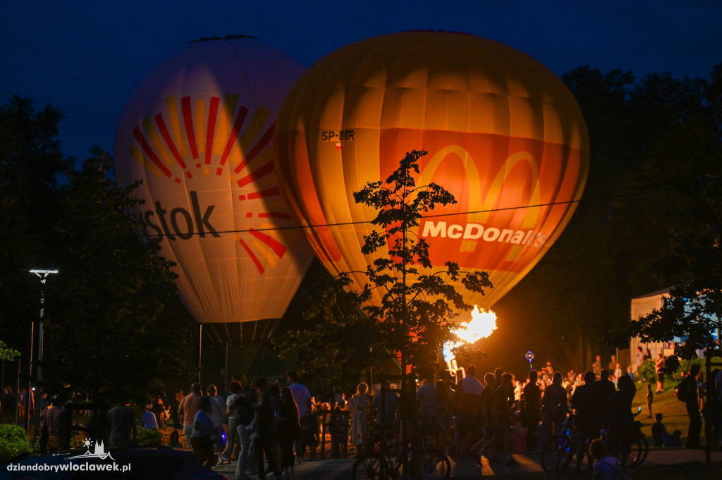 Pokaz balonów w Parku na Słodowie