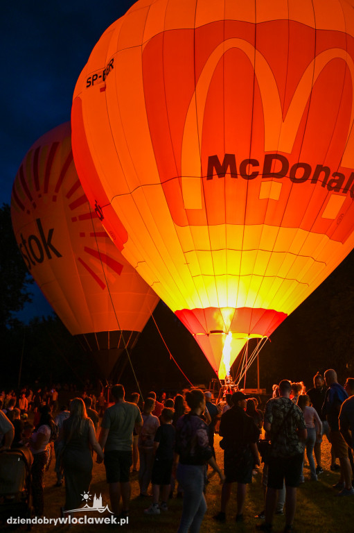 Pokaz balonów w Parku na Słodowie