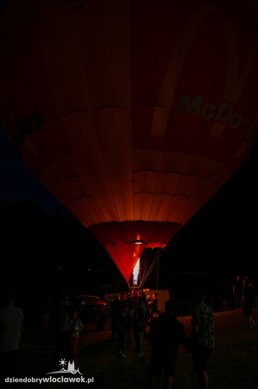 Pokaz balonów w Parku na Słodowie