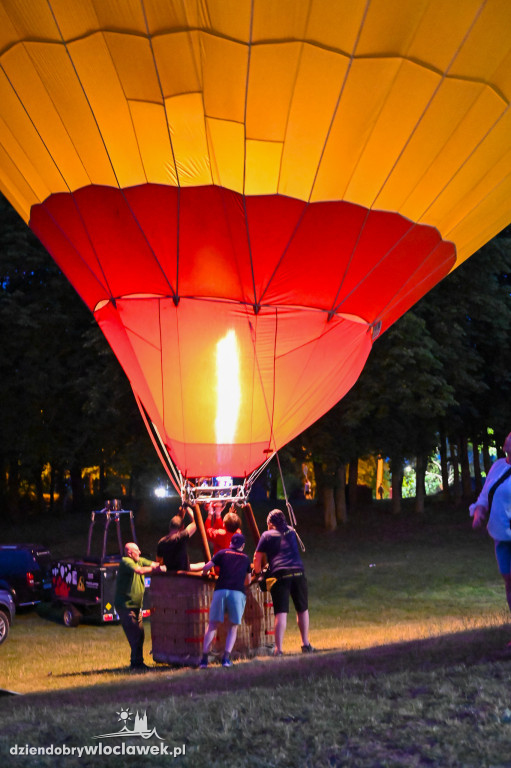 Pokaz balonów w Parku na Słodowie