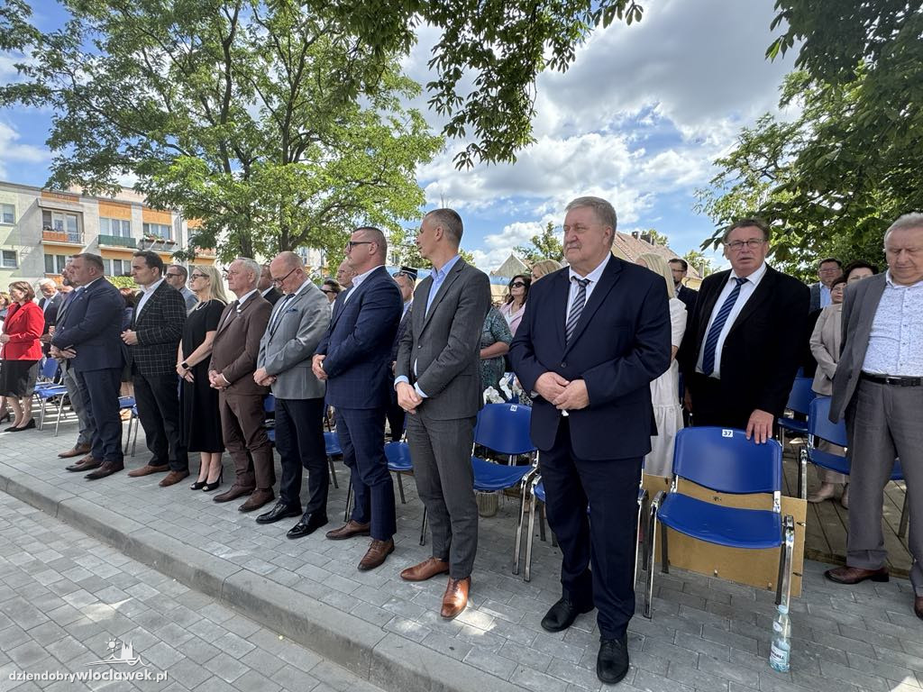 Uroczyste otwarcie rozbudowanego budynku E w PCZ