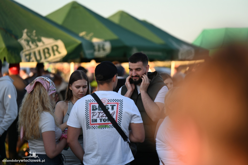 Tłumy na Święcie Powiatu Włocławskiego w Kruszynie