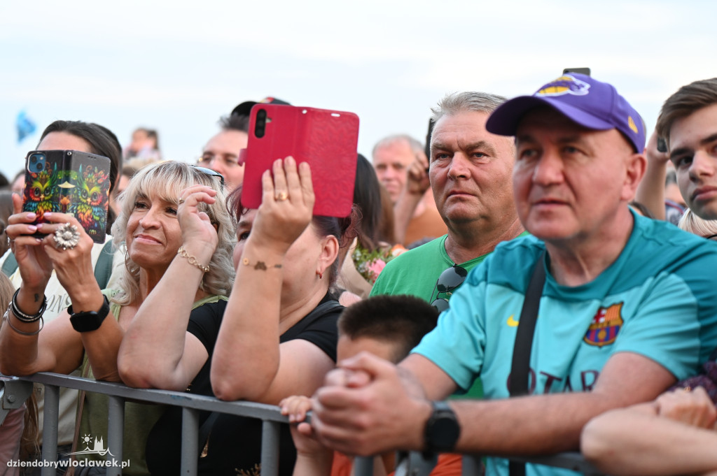Święto Powiatu - dzień II - tłumy na koncertach