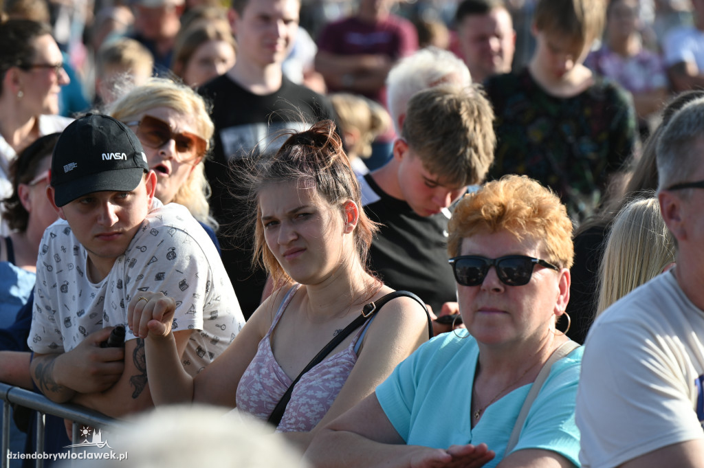 Święto Powiatu - dzień II - tłumy na koncertach