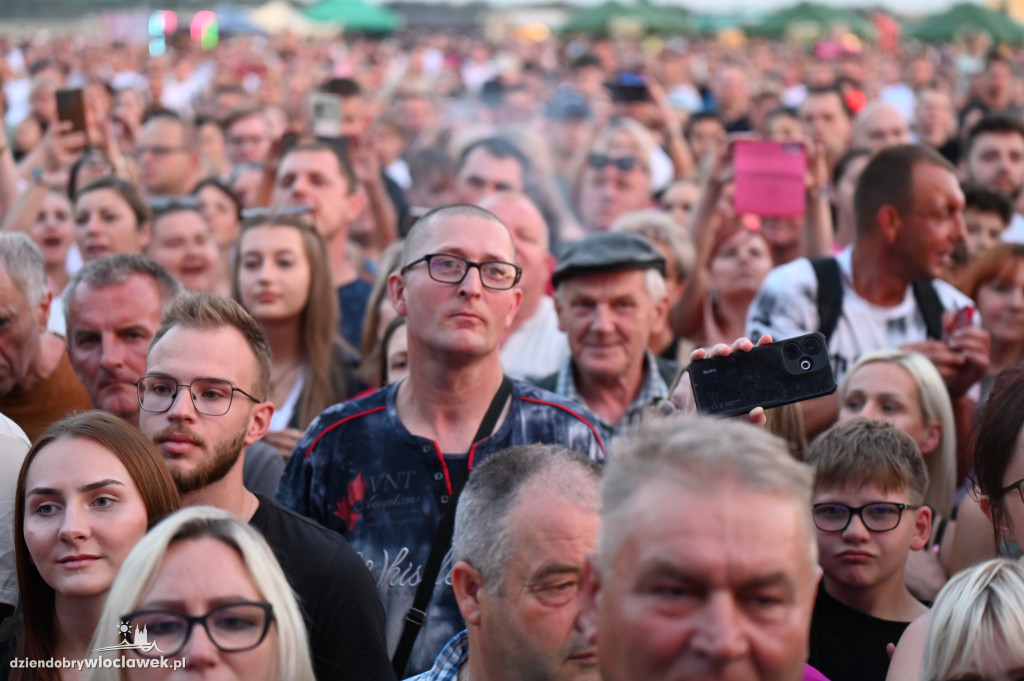 Święto Powiatu - dzień II - tłumy na koncertach