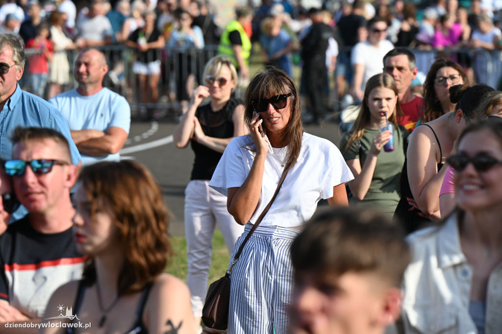 Święto Powiatu - dzień II - tłumy na koncertach