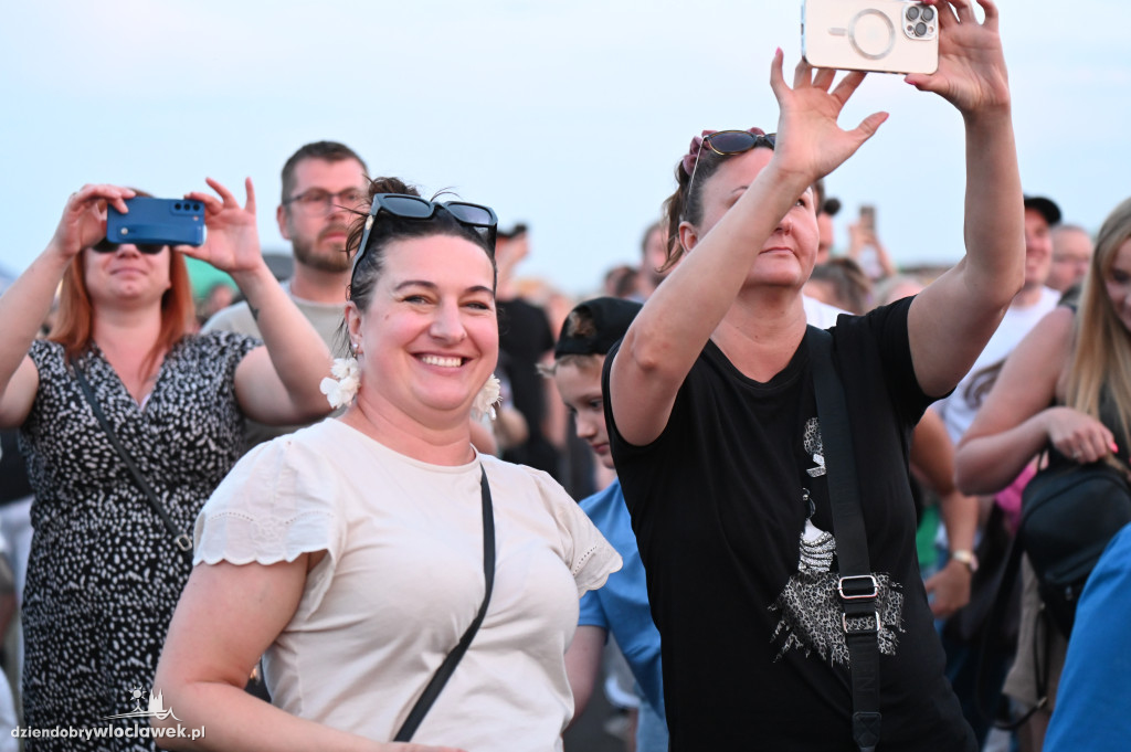 Święto Powiatu - dzień II - tłumy na koncertach