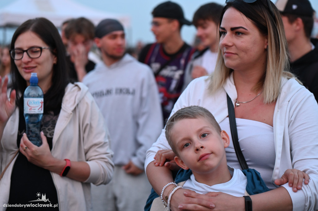 Święto Powiatu - dzień II - tłumy na koncertach