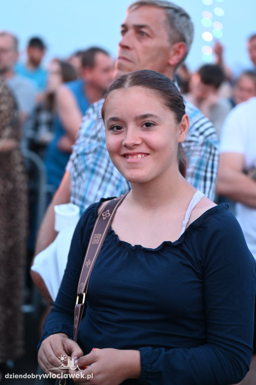 Święto Powiatu - dzień II - tłumy na koncertach