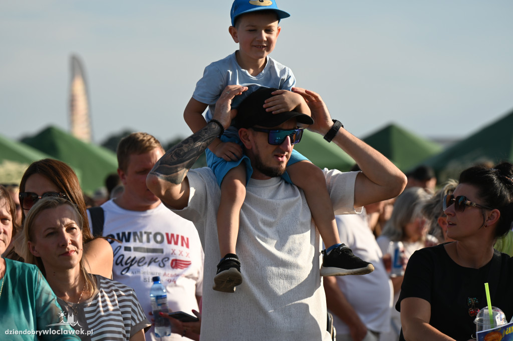 Święto Powiatu - dzień II - tłumy na koncertach