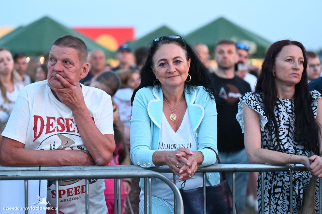 Święto Powiatu - dzień II - tłumy na koncertach
