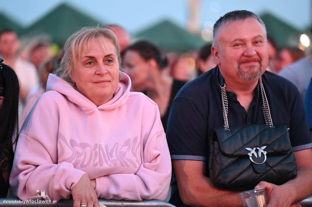Święto Powiatu - dzień II - tłumy na koncertach