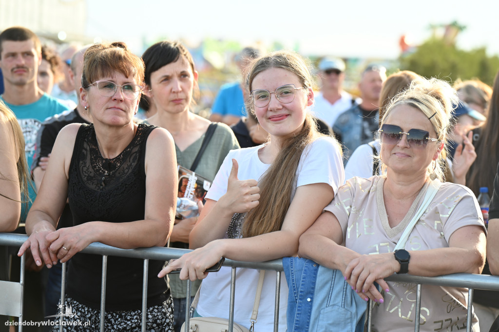 Święto Powiatu - dzień II - tłumy na koncertach