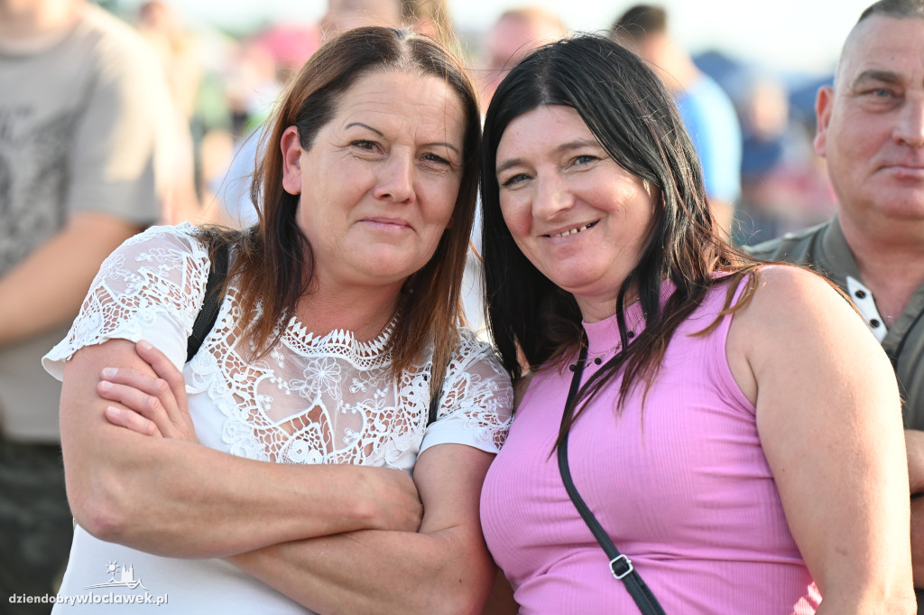 Święto Powiatu - dzień II - tłumy na koncertach