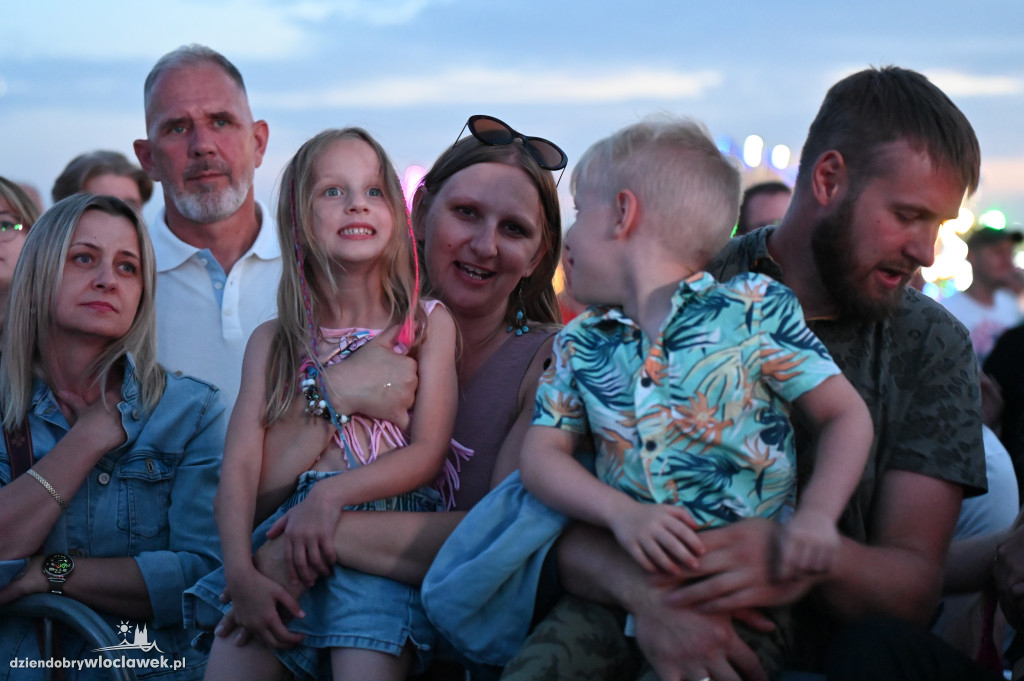 Święto Powiatu - dzień II - tłumy na koncertach