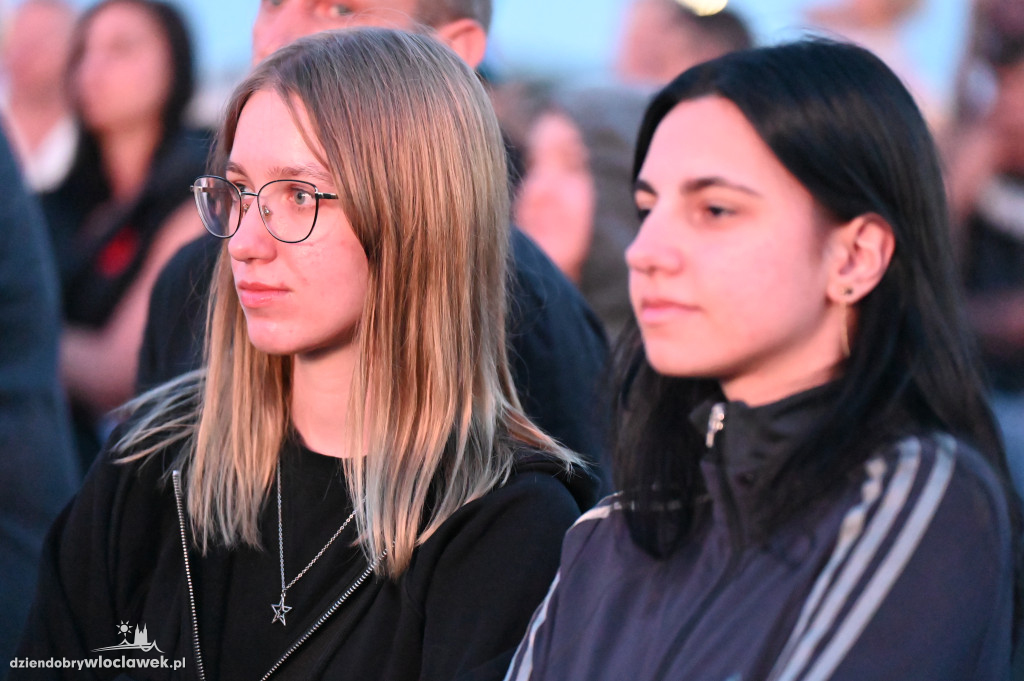 Święto Powiatu - dzień II - tłumy na koncertach