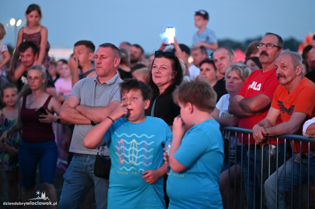 Święto Powiatu - dzień II - tłumy na koncertach