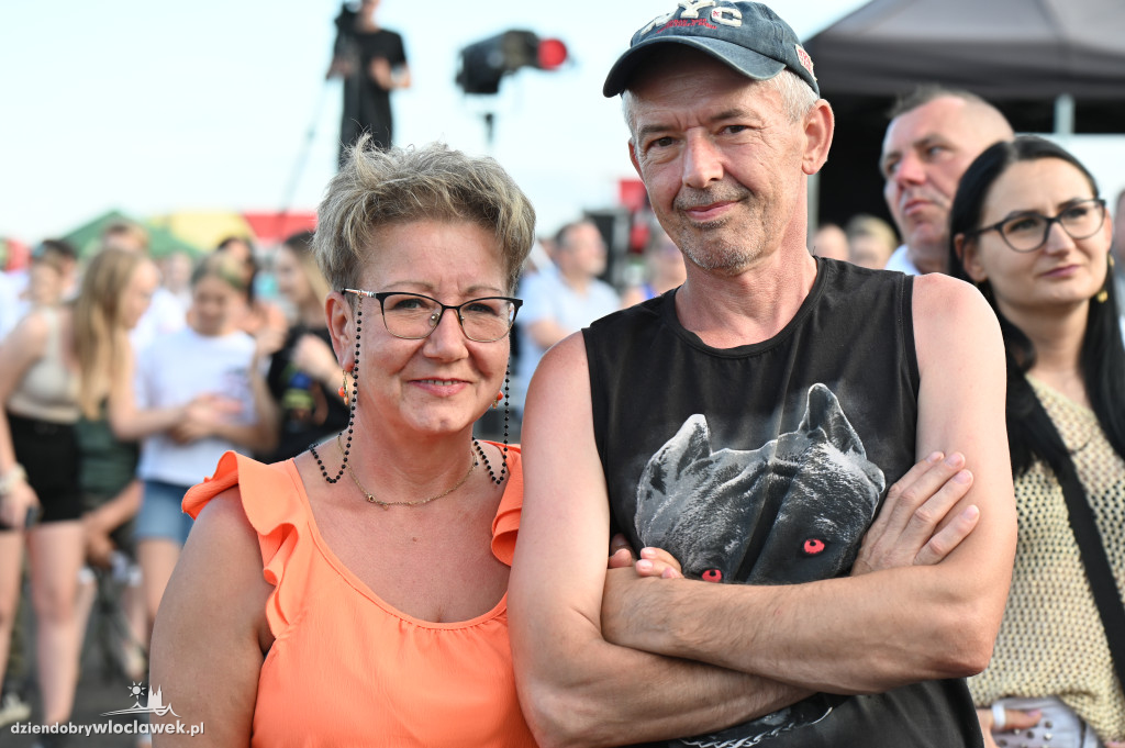 Święto Powiatu - dzień II - tłumy na koncertach