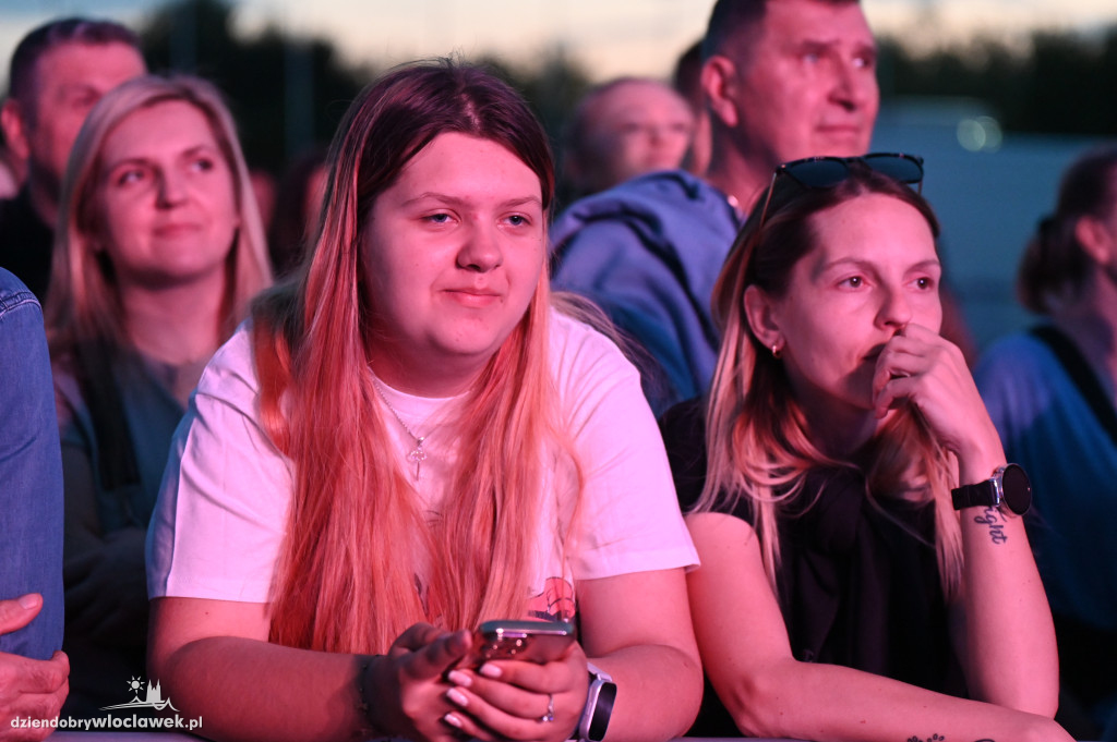 Święto Powiatu - dzień II - tłumy na koncertach
