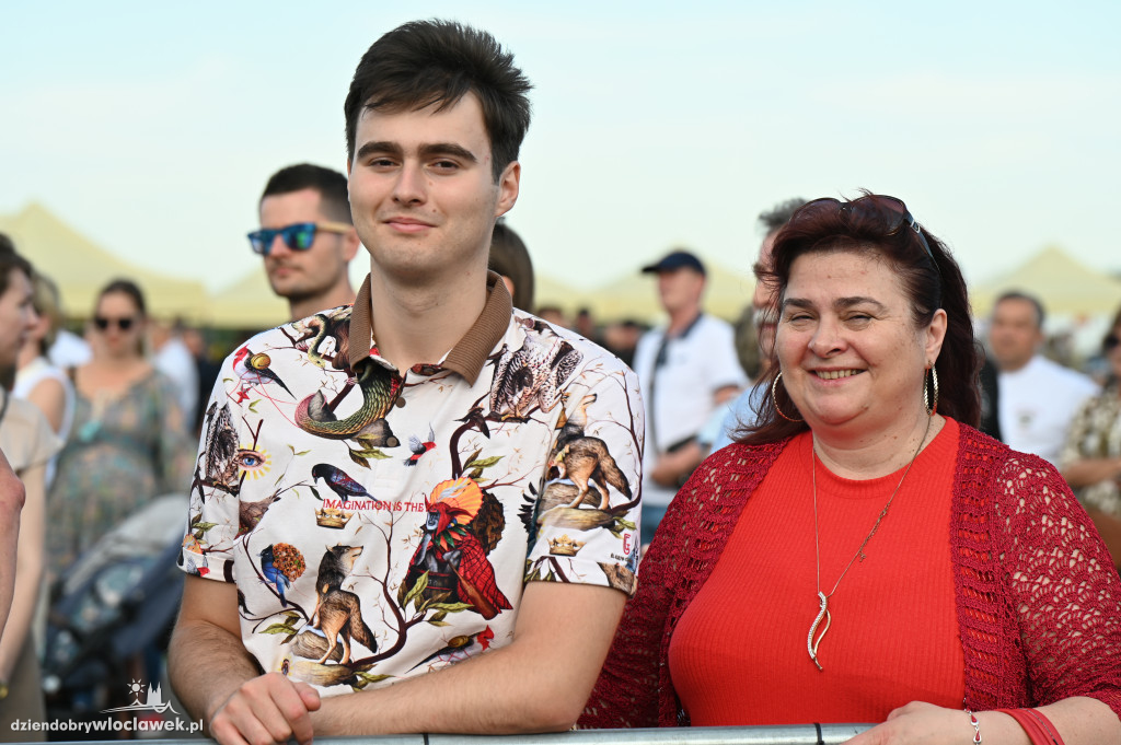 Święto Powiatu - dzień II - tłumy na koncertach