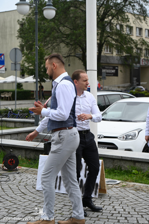 Pikieta pod Urzędem Miasta: STOP IMIGRANTOM