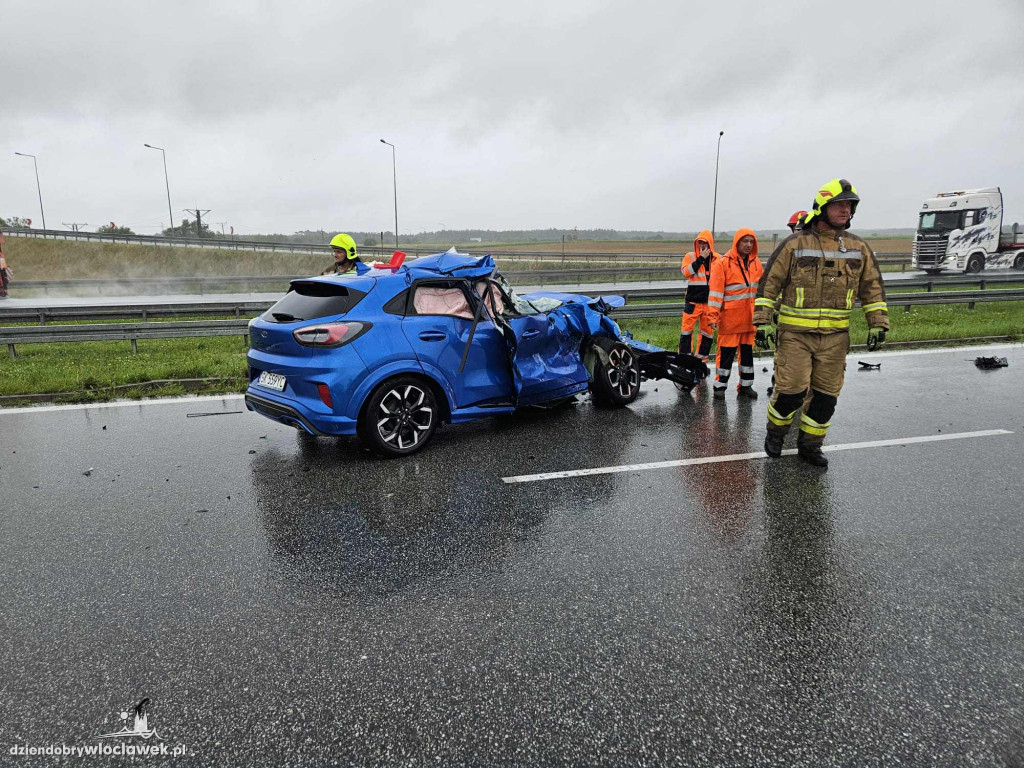 Paraliż na autostradzie A1. Ford zmiażdżony