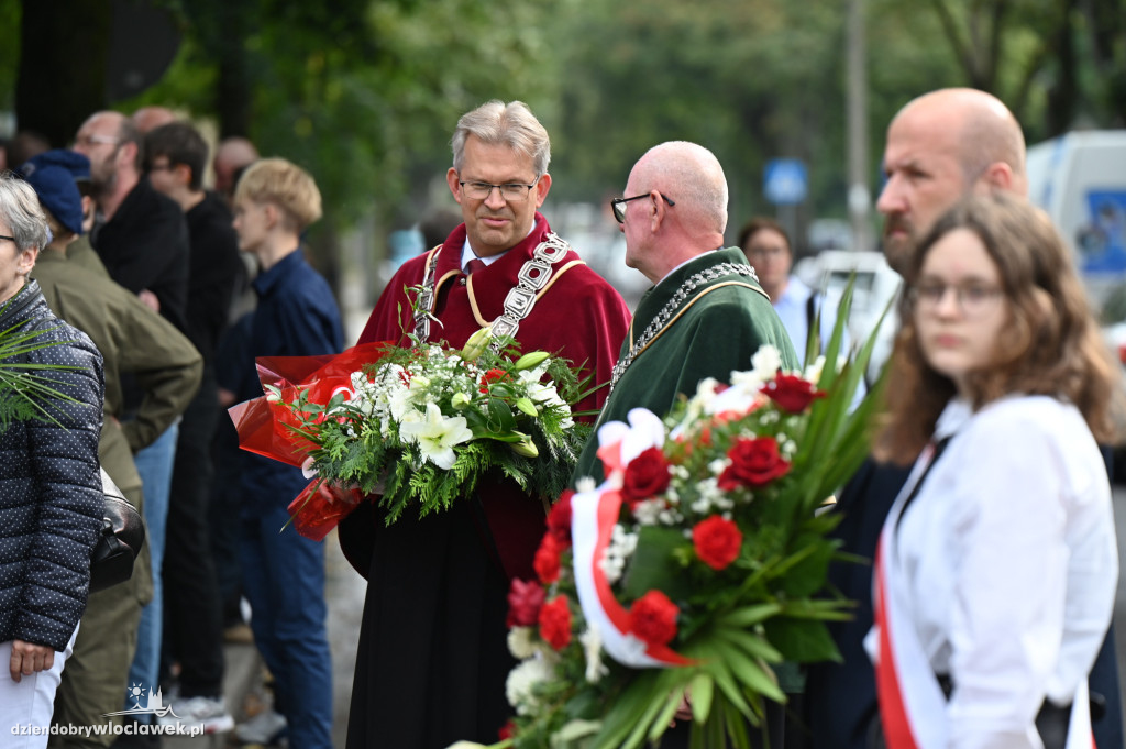 Obchody Powstania Warszawskiego w Parku Łokietka