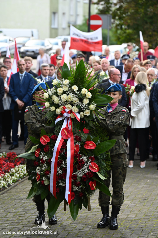 Obchody Powstania Warszawskiego w Parku Łokietka