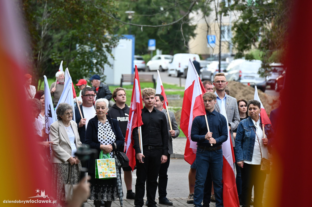 Obchody Powstania Warszawskiego w Parku Łokietka