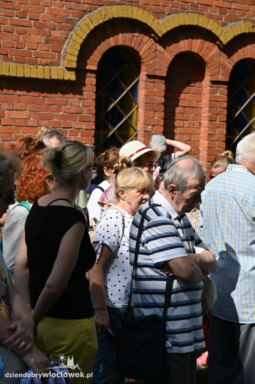 Spacer z przewodnikiem: „Nekropolia z Cerkwią”