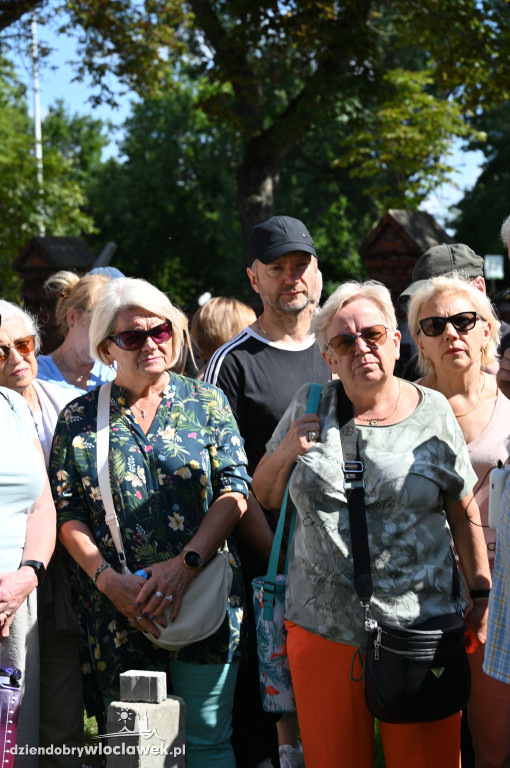 Spacer z przewodnikiem: „Nekropolia z Cerkwią”