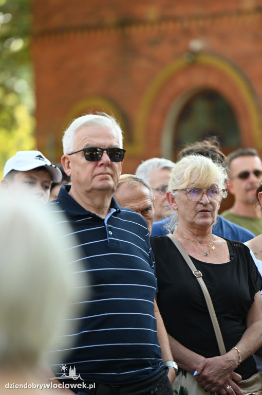 Spacer z przewodnikiem: „Nekropolia z Cerkwią”