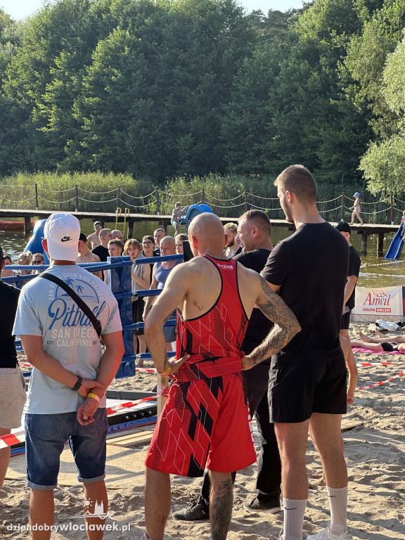 Holiday Boxing Show nad Jeziorem Czarnym
