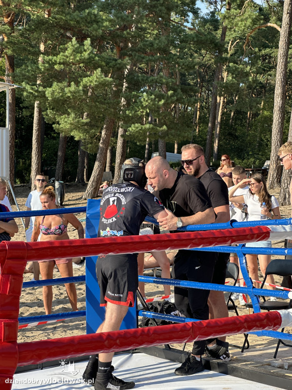 Holiday Boxing Show nad Jeziorem Czarnym