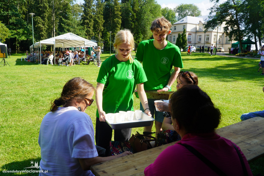 Miodowe Lato 2025 w Zarzeczewie