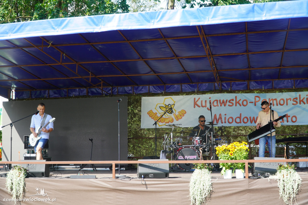 Miodowe Lato 2025 w Zarzeczewie