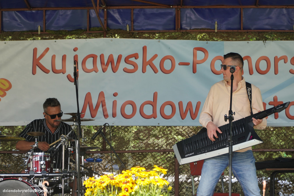 Miodowe Lato 2025 w Zarzeczewie