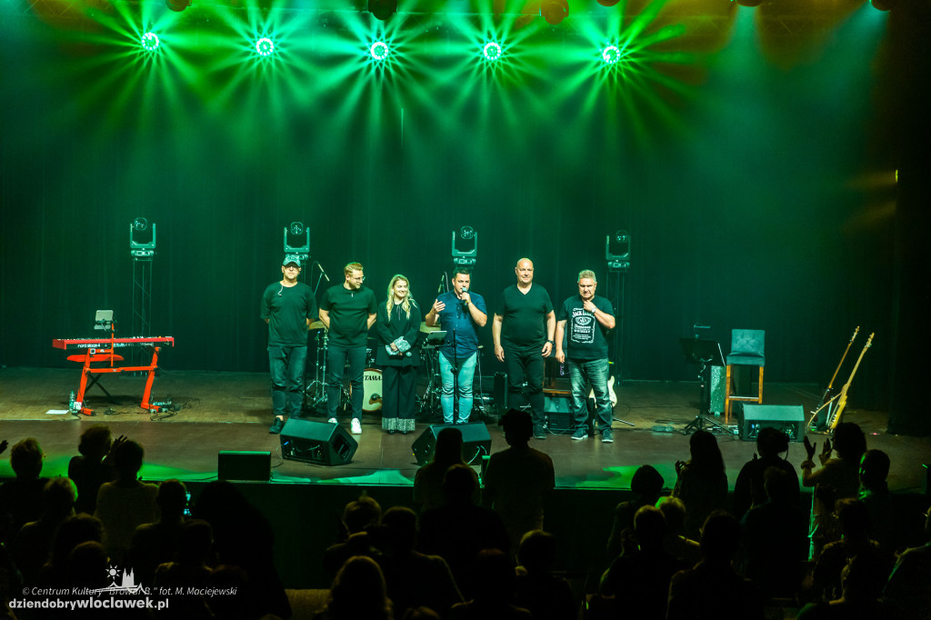 Koncert na leżakach w Browarze B.