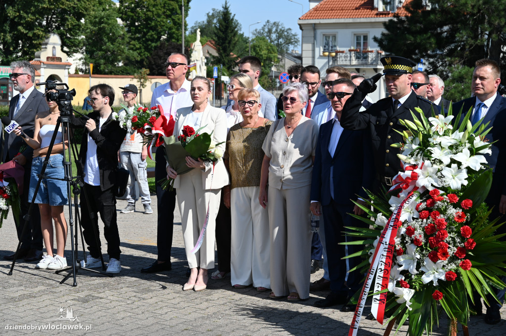 Uroczystości z okazji 15 sierpnia na Pl. Wolności