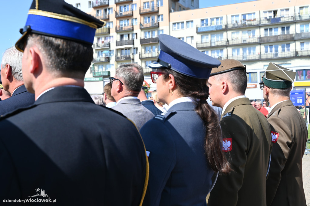 Uroczystości z okazji 15 sierpnia na Pl. Wolności