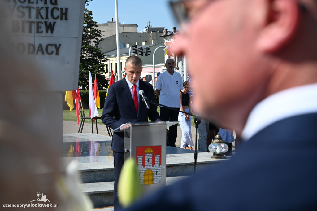 Uroczystości z okazji 15 sierpnia na Pl. Wolności
