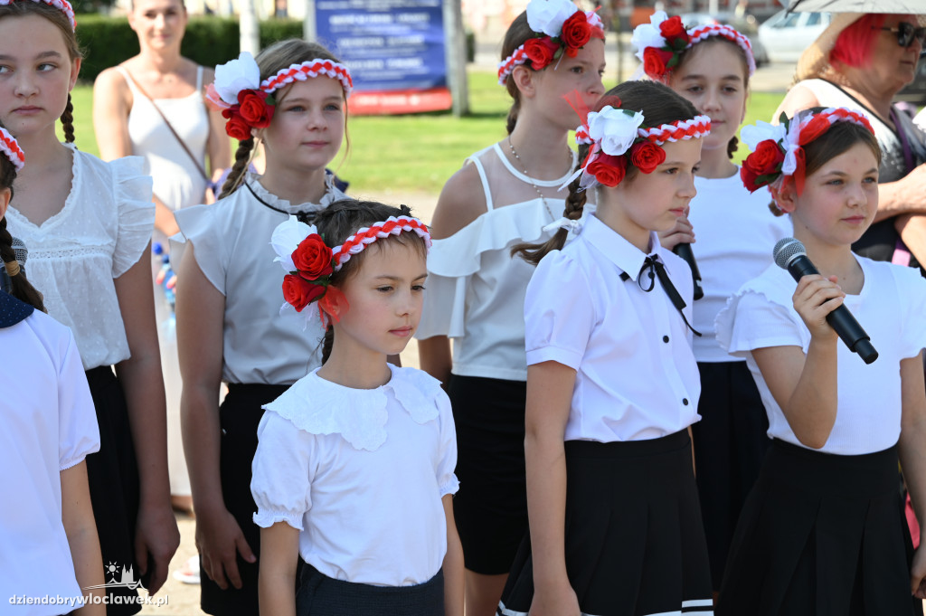 Uroczystości z okazji 15 sierpnia na Pl. Wolności