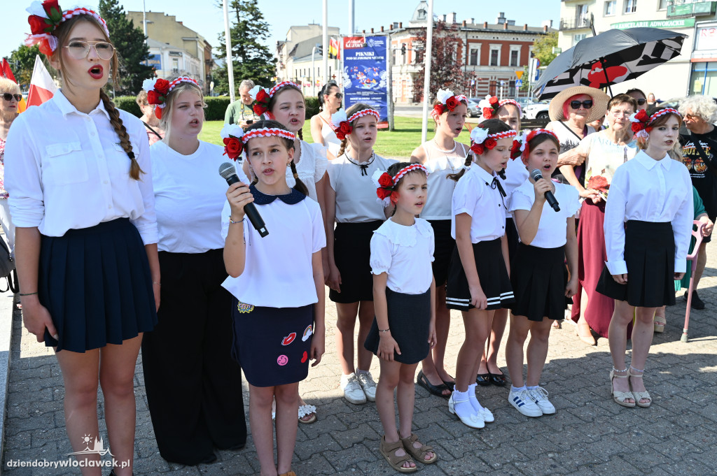 Uroczystości z okazji 15 sierpnia na Pl. Wolności